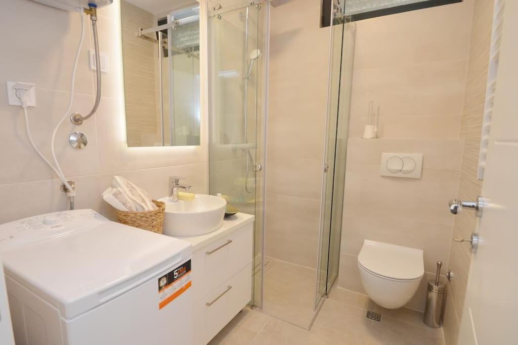 Apartamento Urban Escape For Two In Kotor Exterior foto