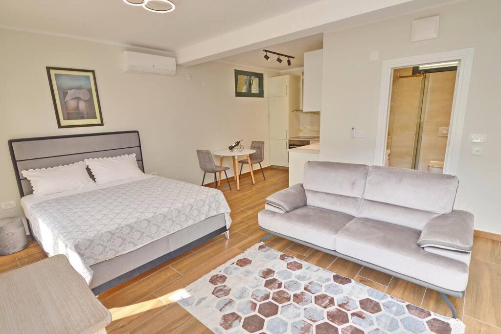 Apartamento Urban Escape For Two In Kotor Exterior foto